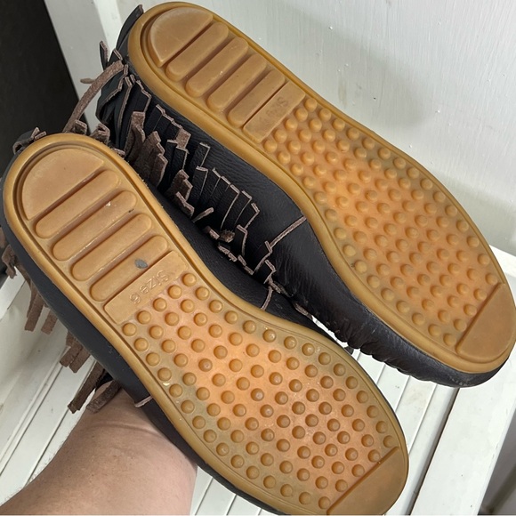 L&B Lucky & Blessed Slip On Moccisan Leather Fringe with Leopard cowhide Size 6 - Picture 4 of 7